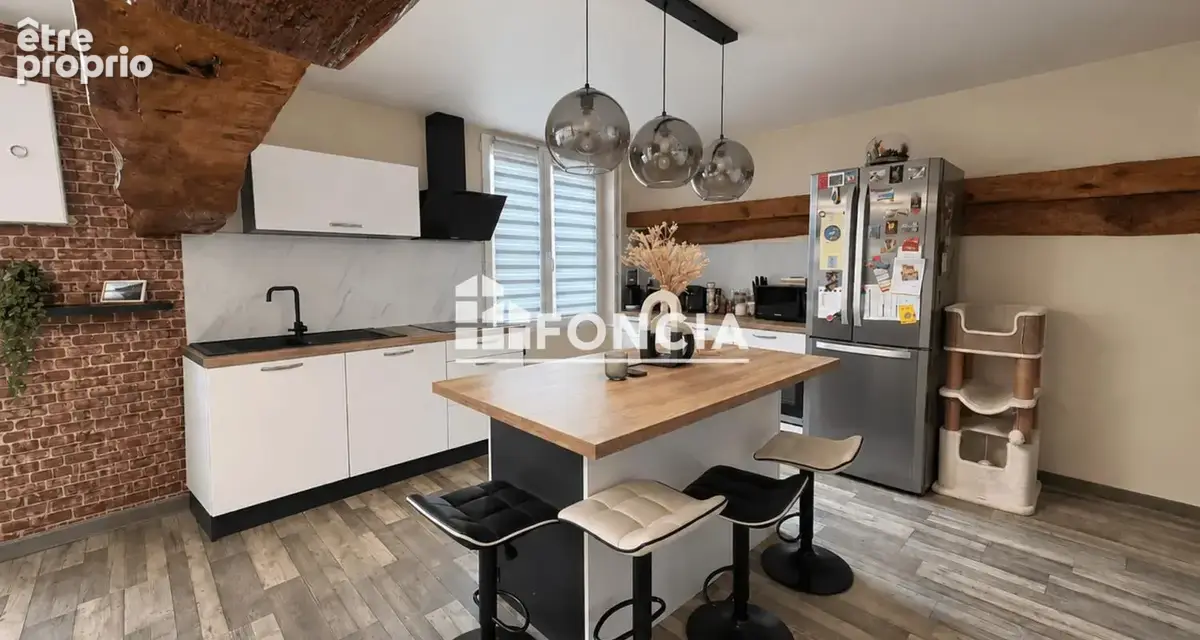 Duplex – 3 chambres – Lumineux – Beaux volumes  – Coeur de ville – Stationnement gratuit - photo 1