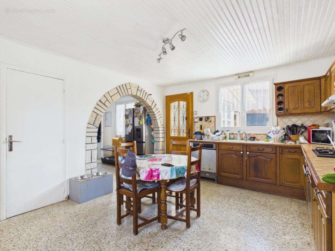 Maison 111 m² à Catheux  - photo 6
