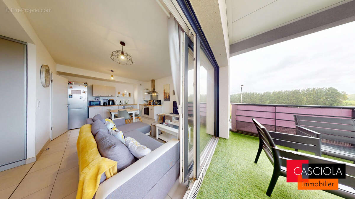 Appartement à MARLY