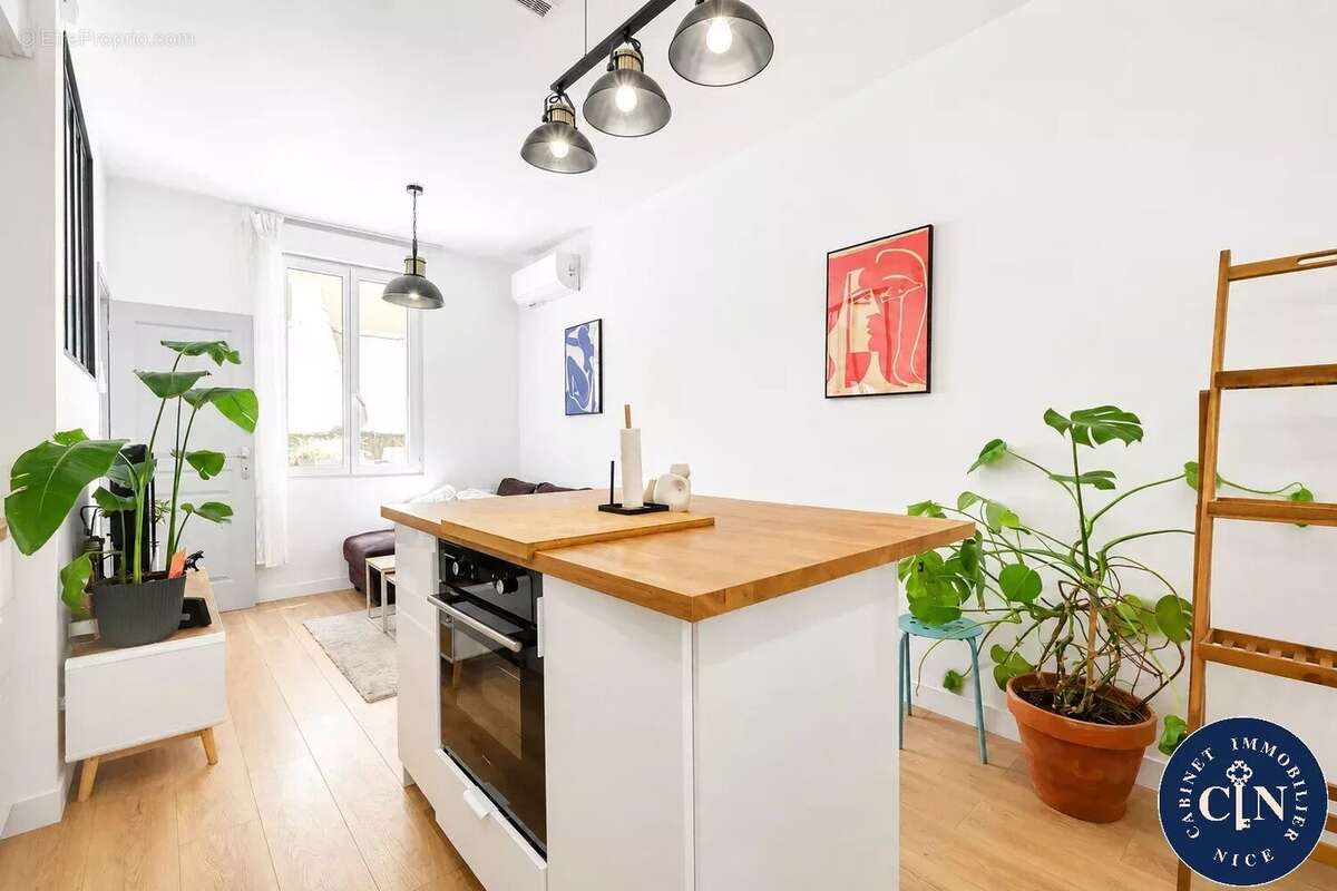Appartement 30 m² à Nice  - photo 2