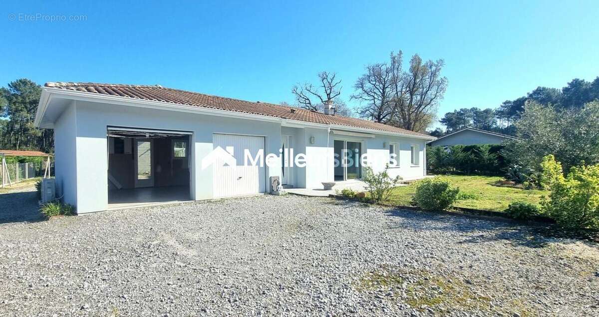 Maison à LEVIGNACQ