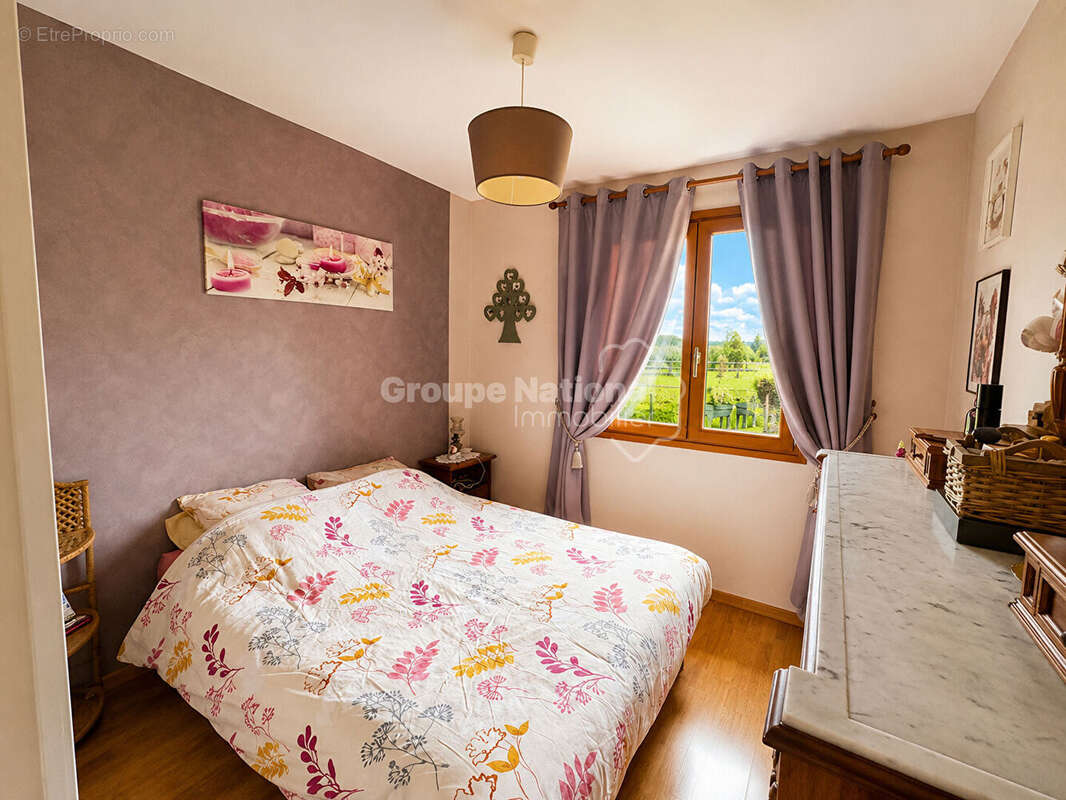 Maison Ste Genevieve 7 pièce(s) 98 m2 - photo 6