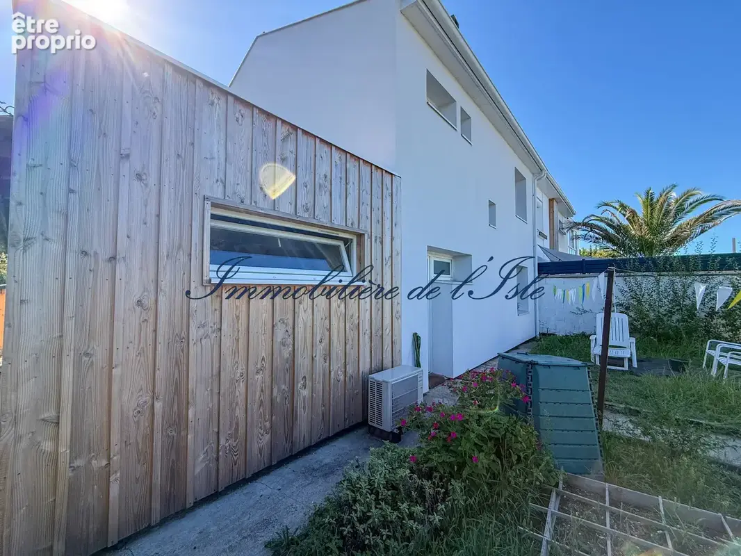 Maison de ville familiale rénovée avec jardin, garage et stationnement sécurisé - photo 15