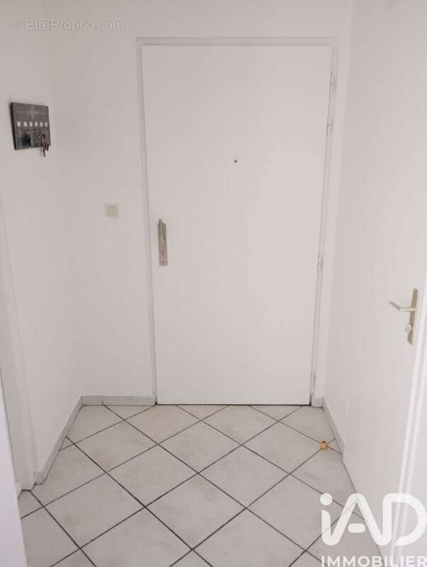 Appartement 105 m² à Baie-Mahault  - photo 7