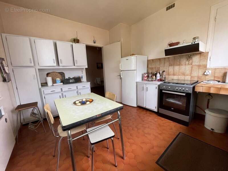 Maison à CHATEAUPONSAC