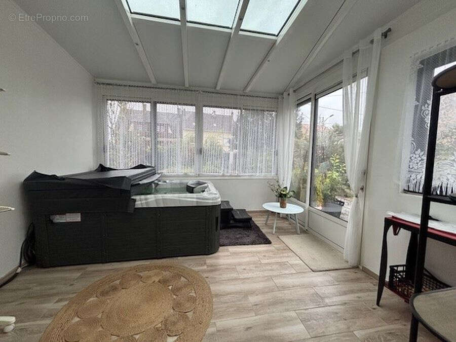 Maison à CHAMPIGNY-SUR-MARNE