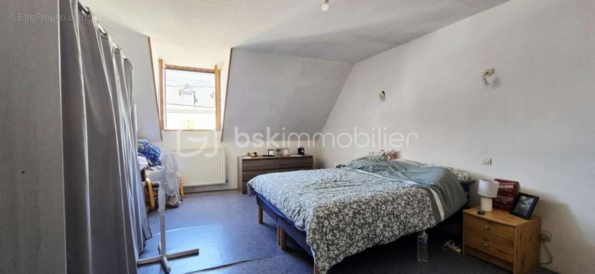 A vendre, Ailly-sur-Noye, belle maison composée de 3 grandes chambres, porche d'entrée et jardin - photo 8