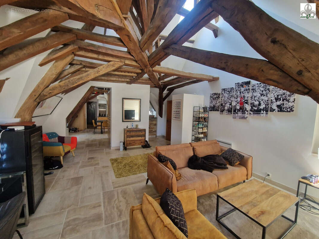 Appartement 753100 m² à Beaune  - photo 2