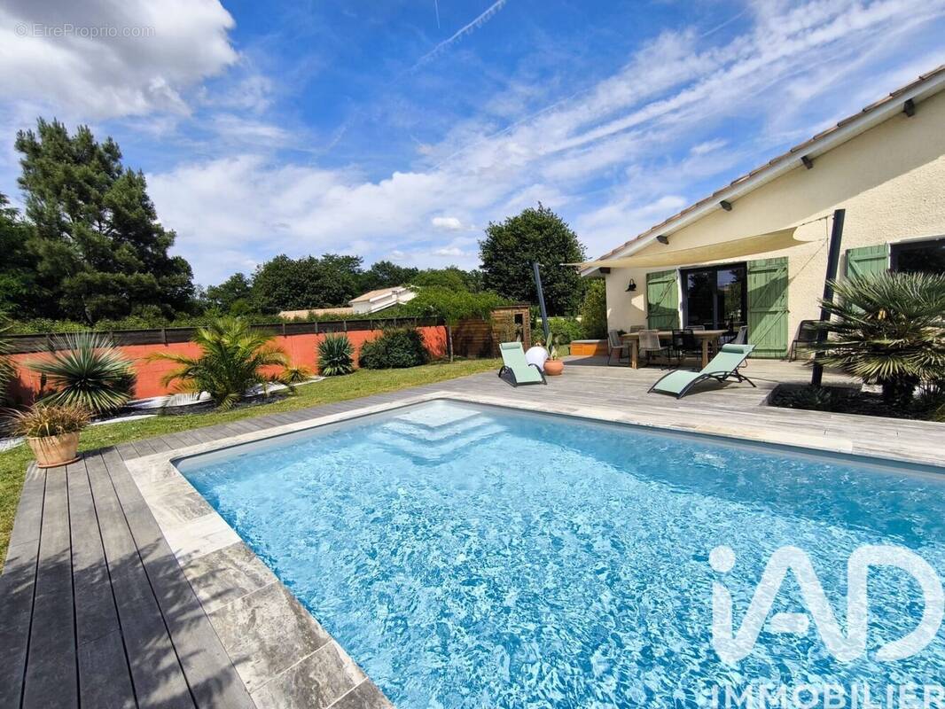 Photo 1 - Maison à CAMBLANES-ET-MEYNAC