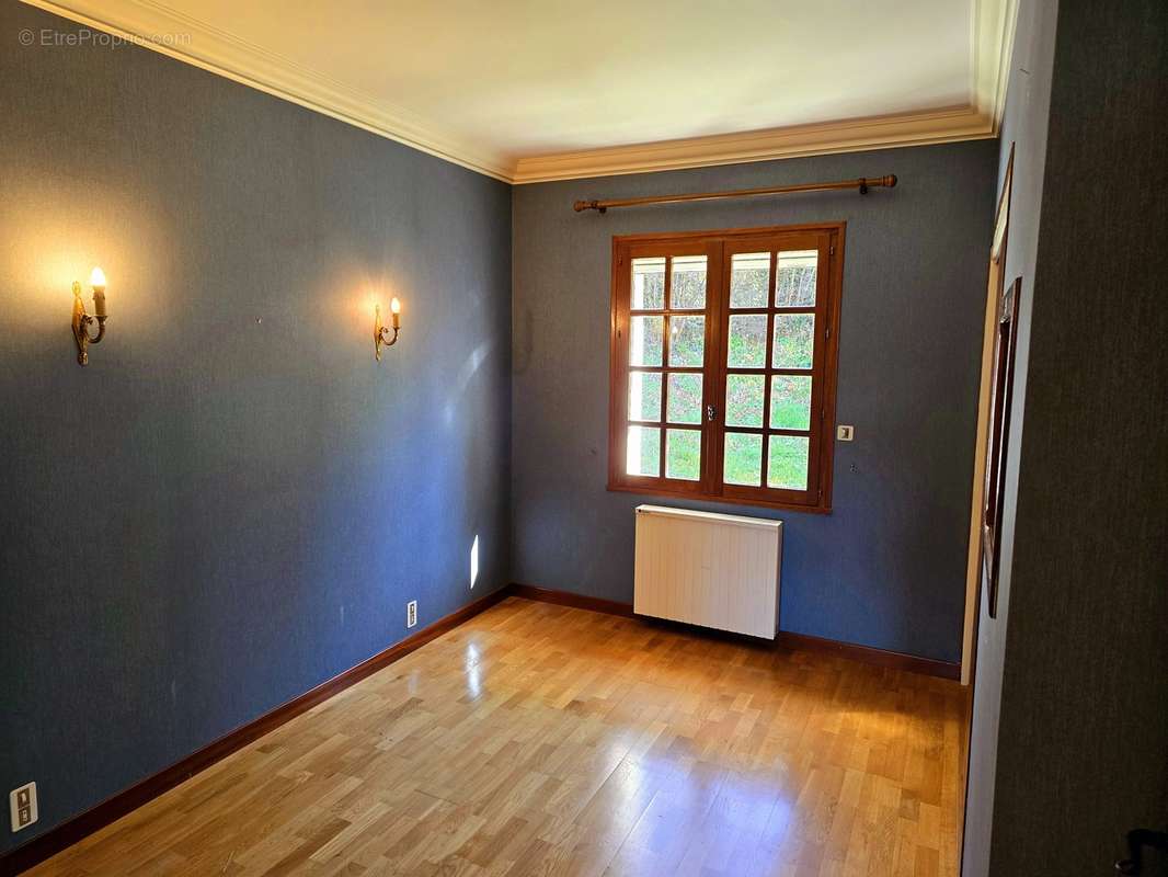 Maison avec vue et piscine - photo 5