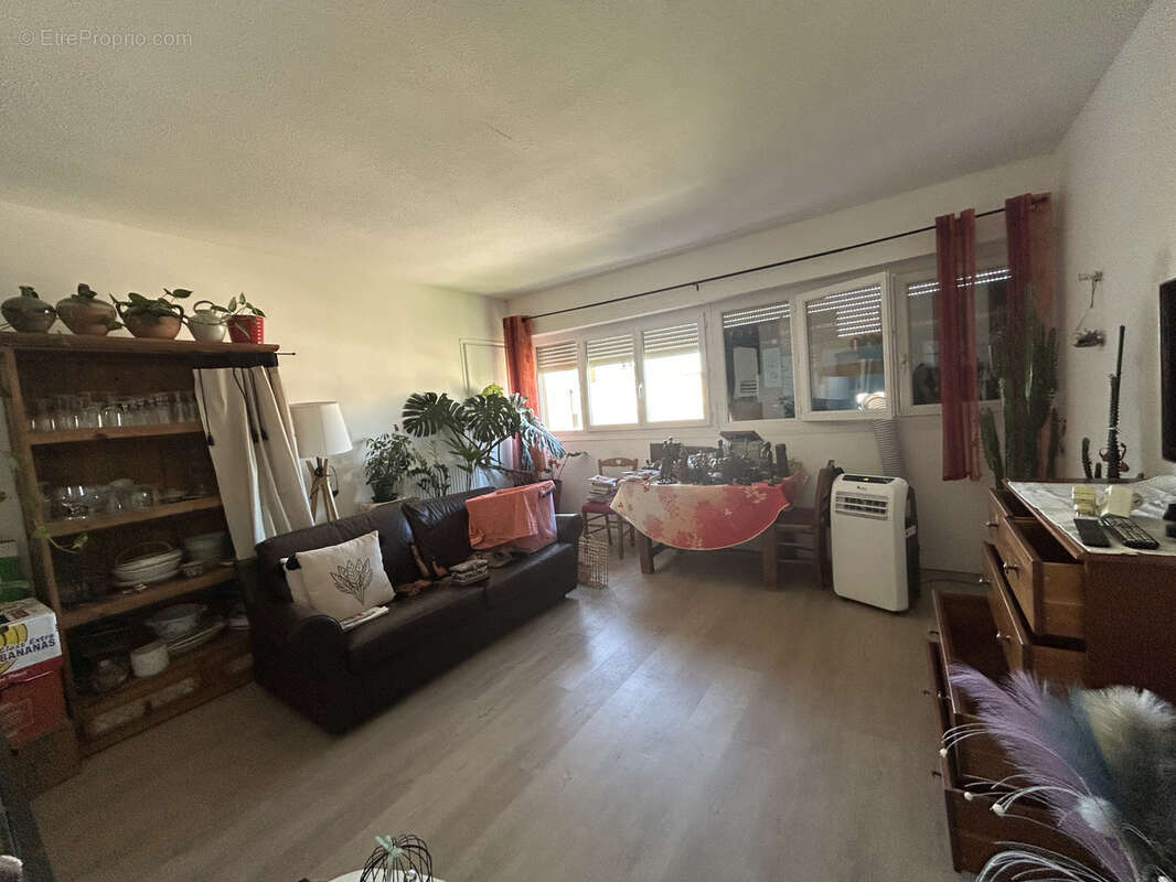 En exclusivité T4 en dernier étage avec ascenseur parking et cave - photo 2