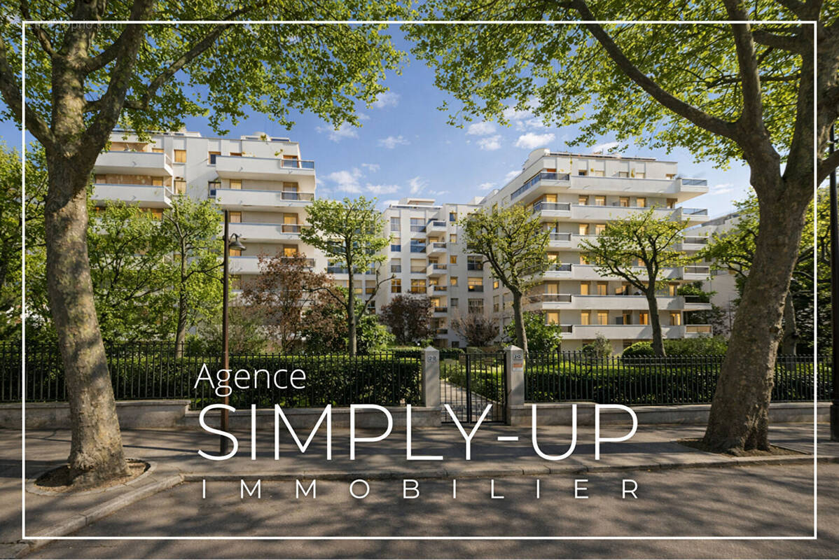 Appartement à NEUILLY-SUR-SEINE
