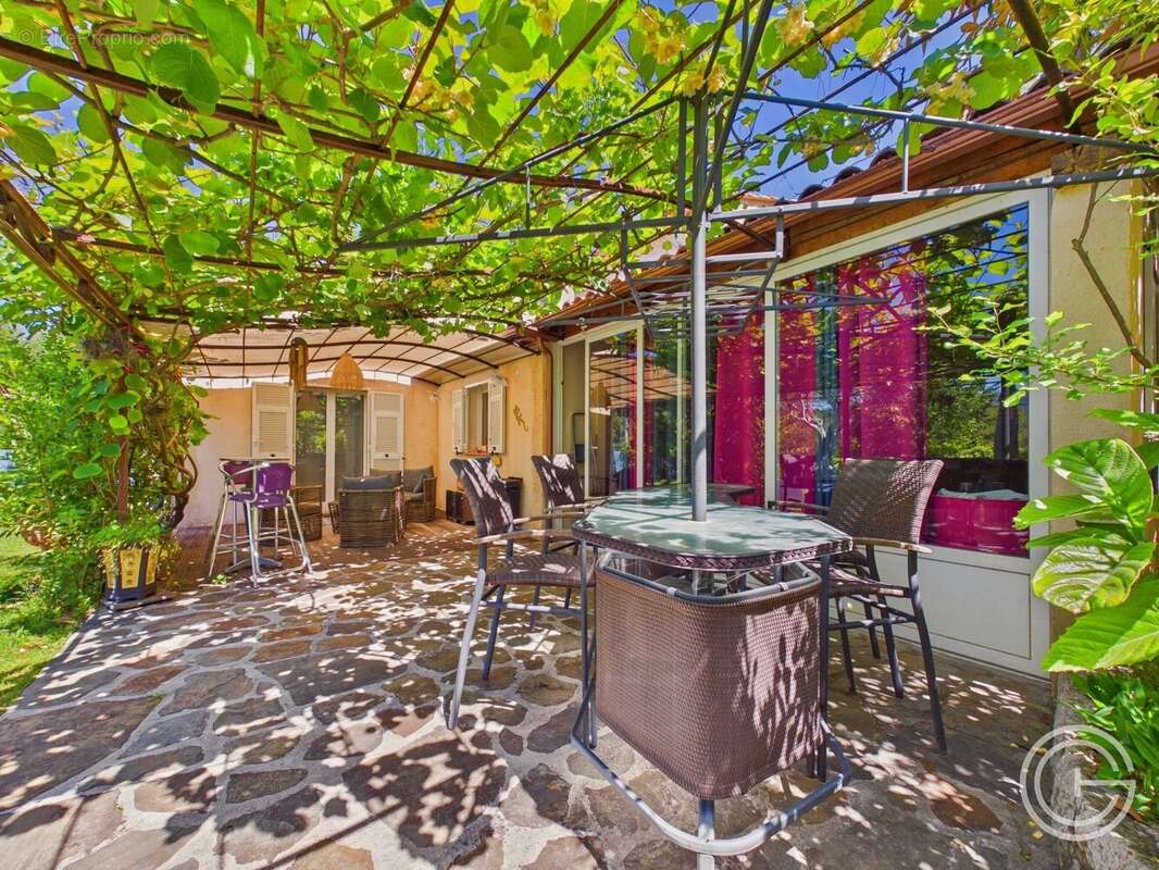 Maison 162m² à BLAUSASC avec Piscine et Jardin - photo 12