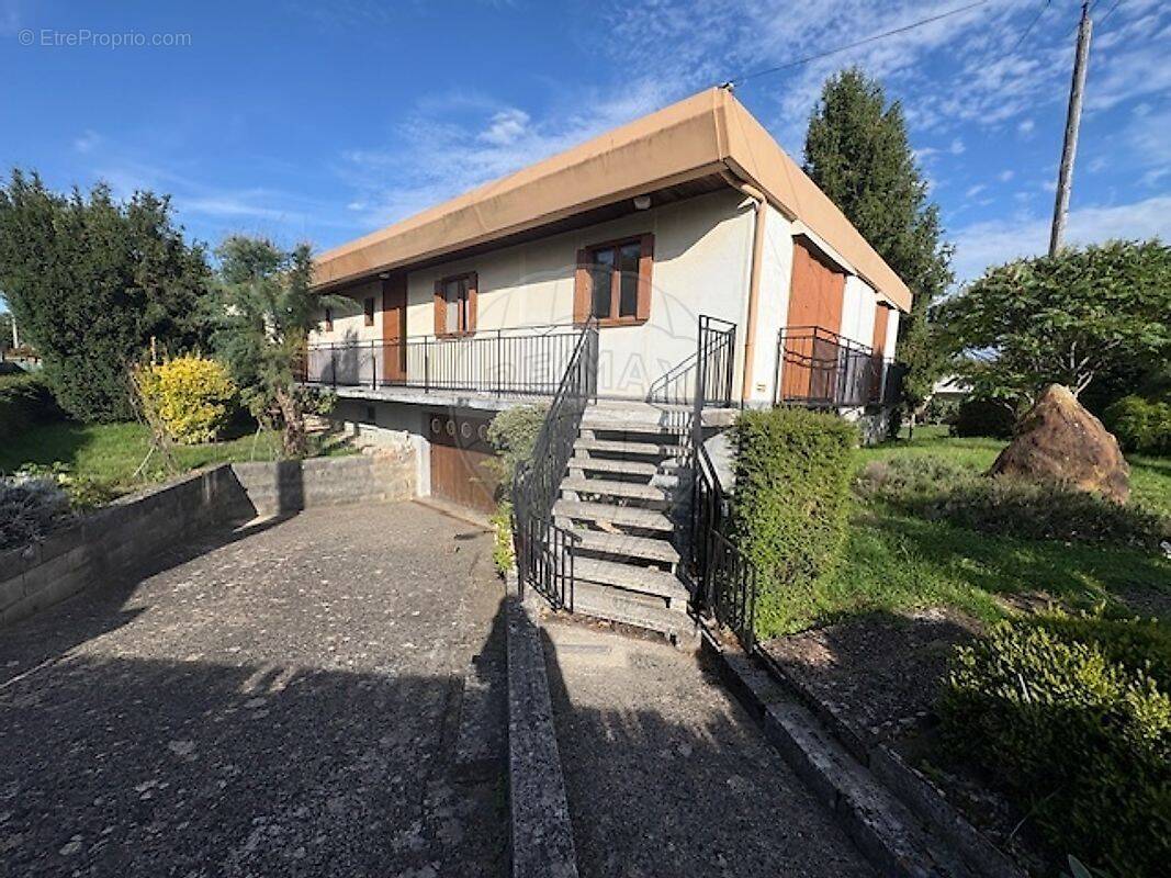 Maison à VARENNES-SUR-SEINE