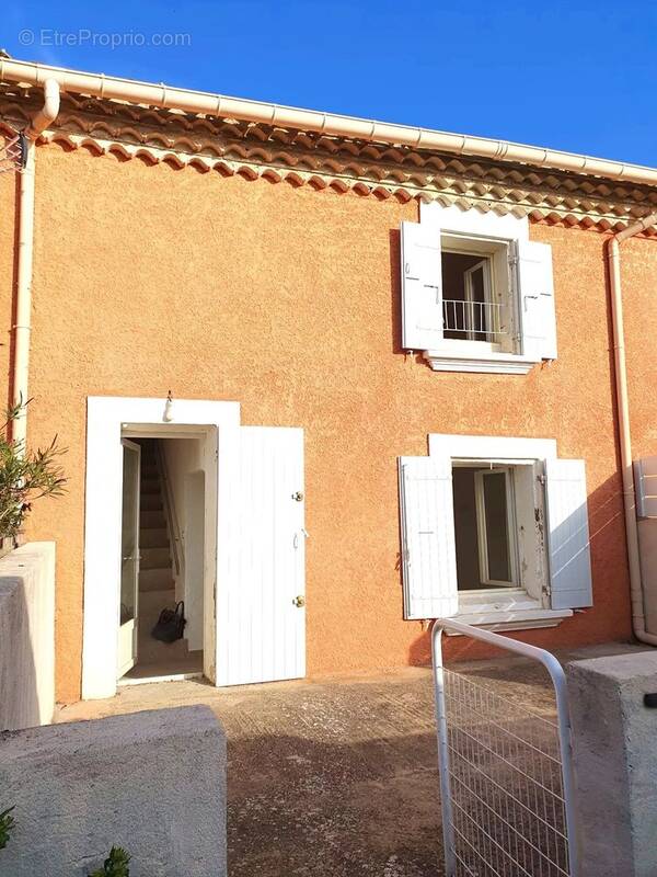 Maison à CAUMONT-SUR-DURANCE