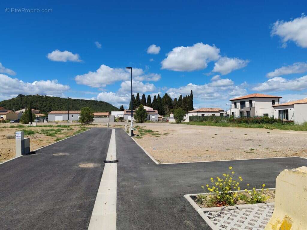 Terrain à ROQUEFORT-DES-CORBIERES