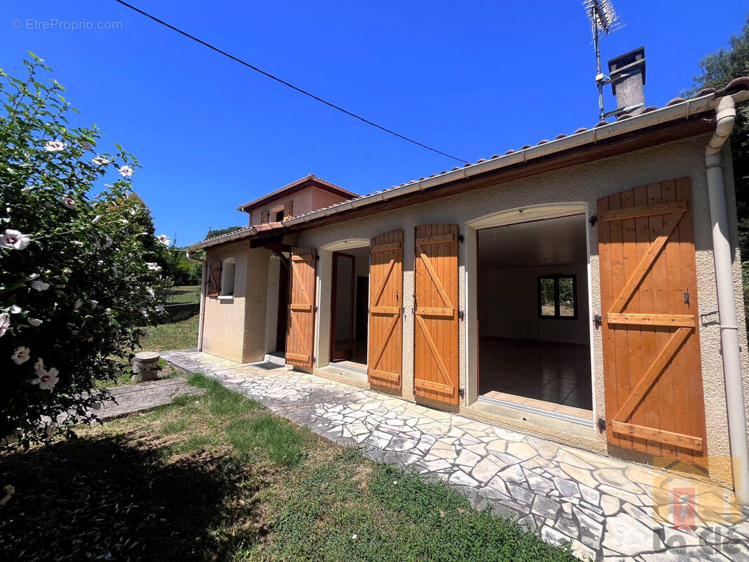 Maison à COLAYRAC-SAINT-CIRQ