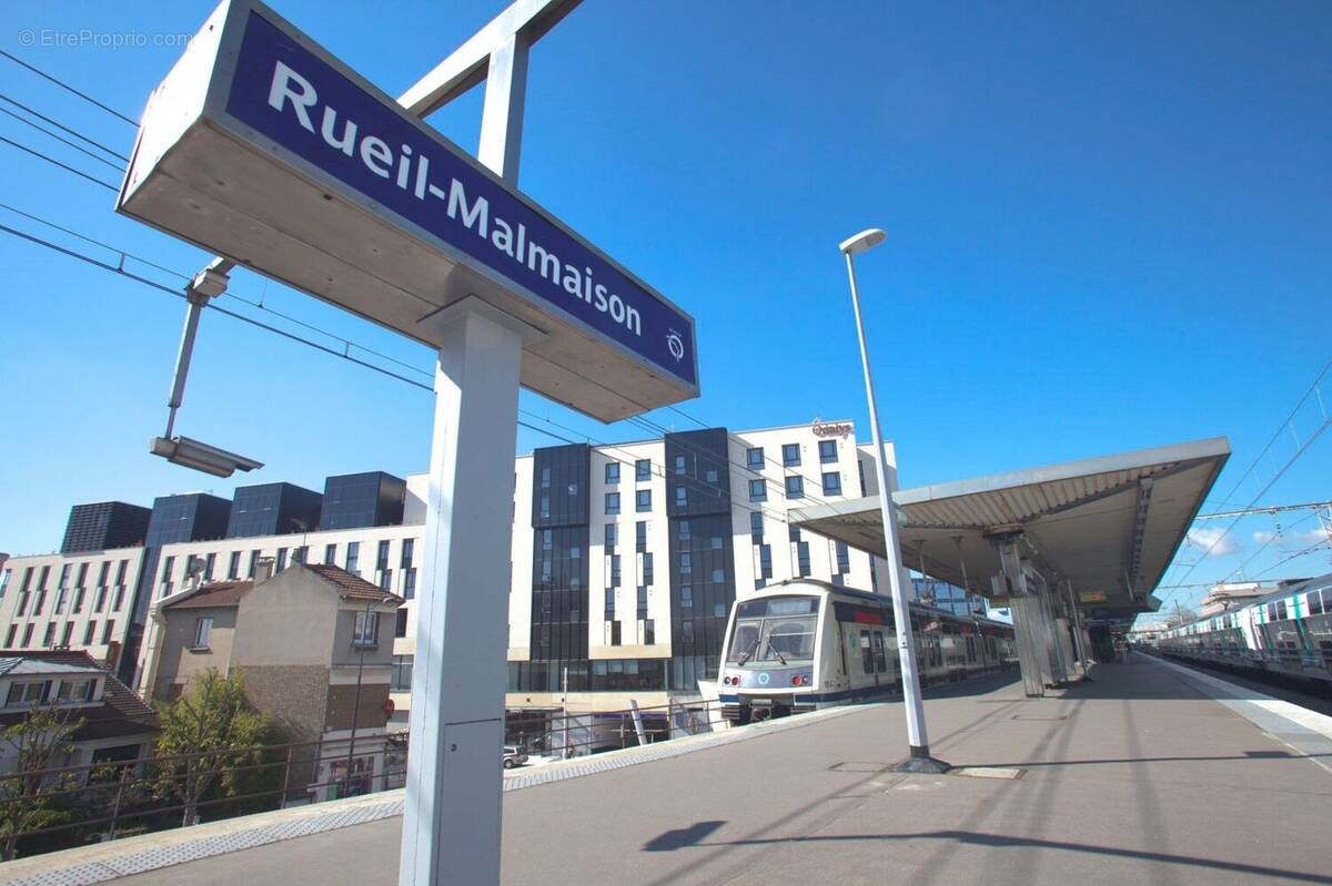 Appartement à RUEIL-MALMAISON