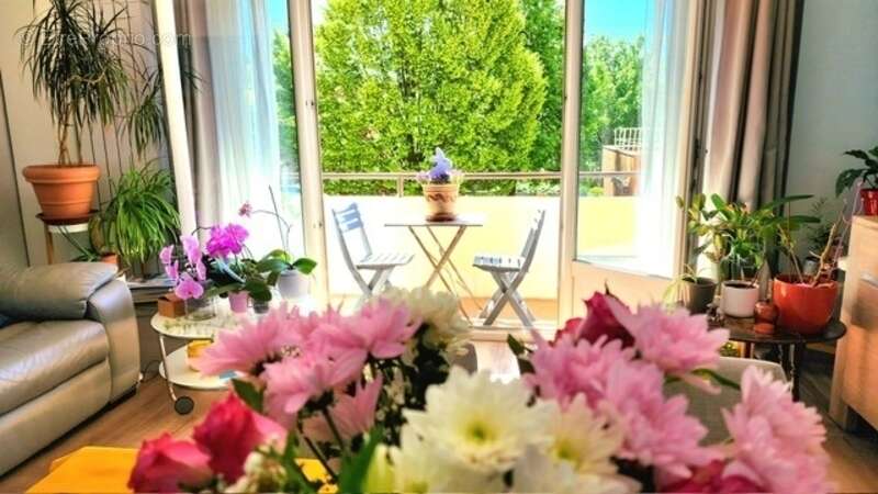 Appartement à MAISONS-ALFORT