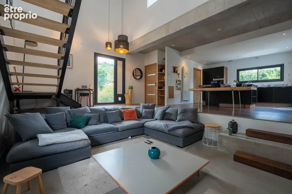 Maison contemporaine 140 m2 + garage à Saint Genis Laval - photo 2