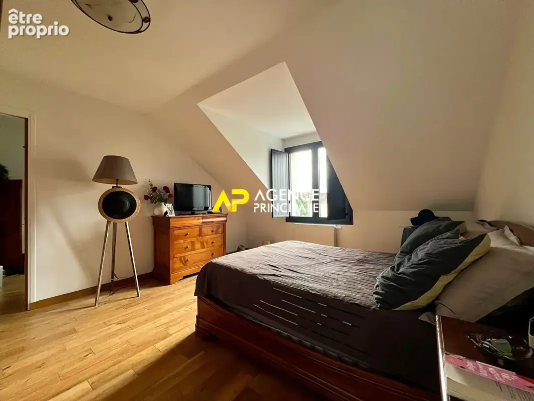 Sartrouville - Les Richebourgs - Maison 6 pièces 112 m2 - photo 6