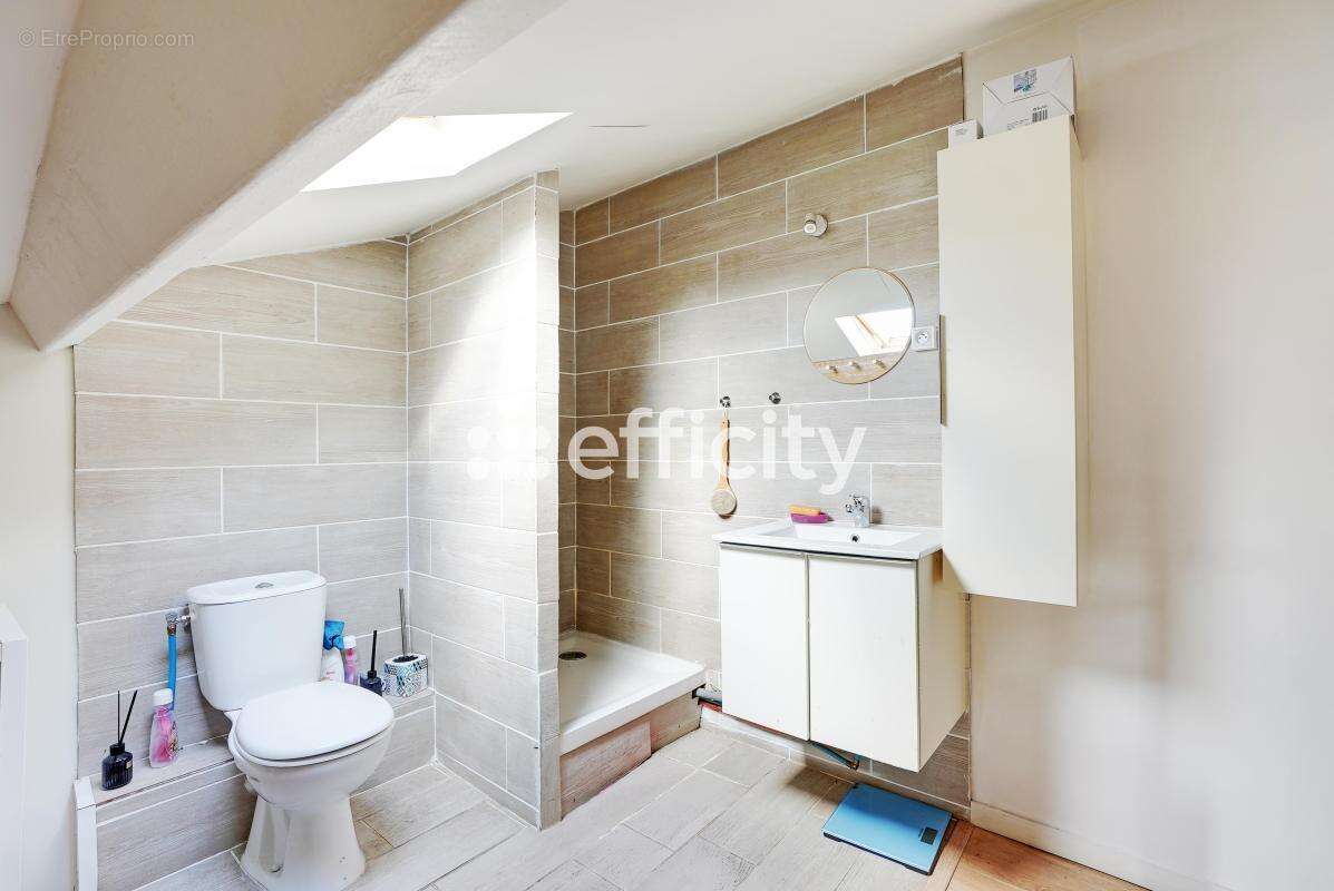 Appartement à VILLENEUVE-LE-ROI