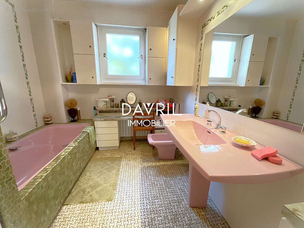 Maison à CONFLANS-SAINTE-HONORINE