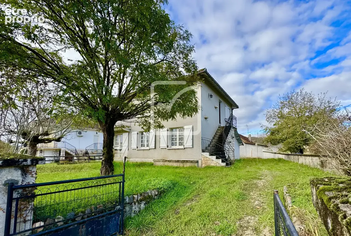 SOUS COMPROMIS _ Vaste Maison de campagne avec dépendances et grand terrain arboré de 3282 m2 - photo 15