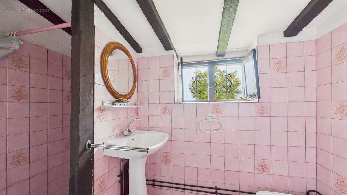 Rare à Bidart : maison début 19e à réinventer, plage à pied ! - photo 12