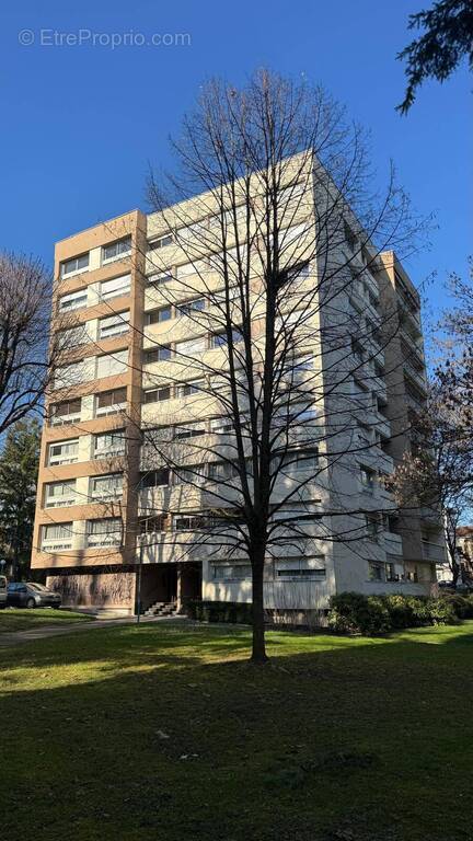 Appartement à FERNEY-VOLTAIRE