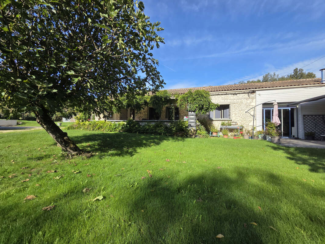 Maison à CASTILLONNES