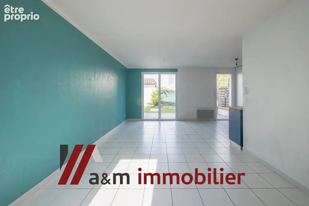 Pavillon mitoyen de type 4 avec garage et places de parking - Châteauneuf-les-Martigues - photo 4