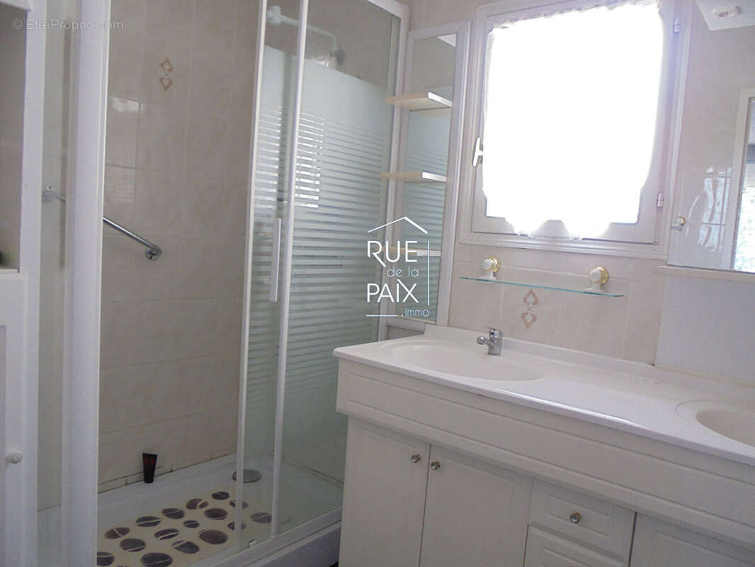 Maison à CHATELLERAULT