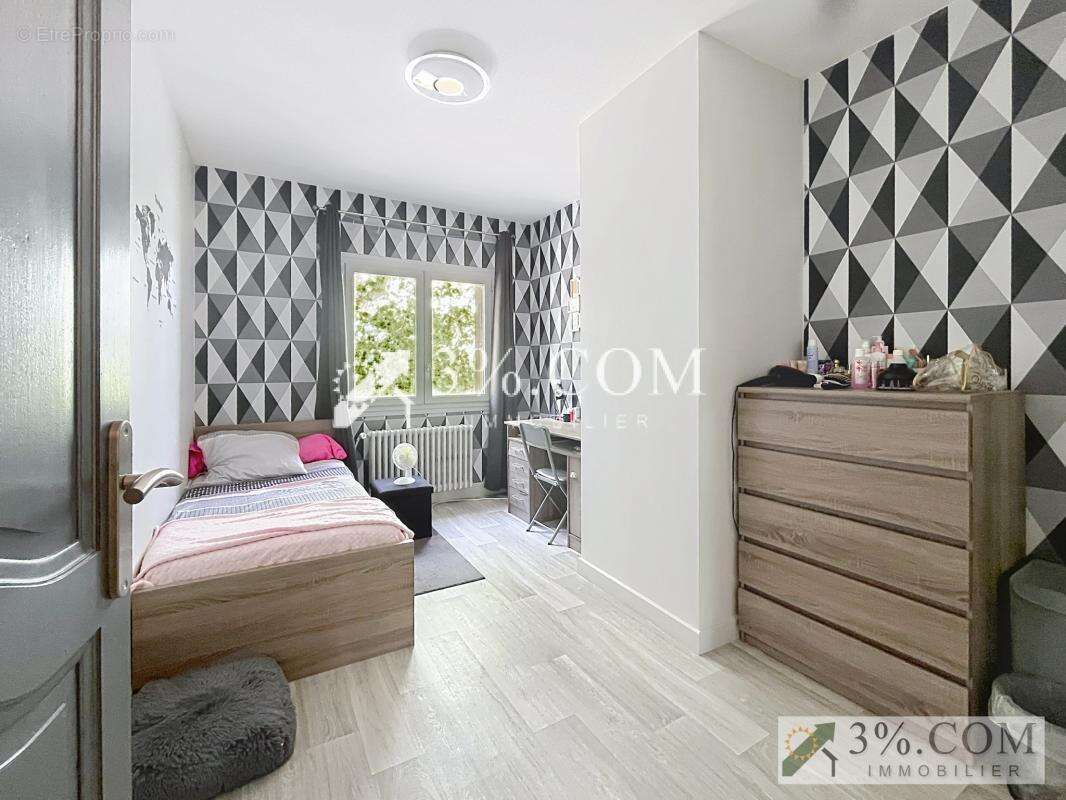 Appartement à LA VOULTE-SUR-RHONE
