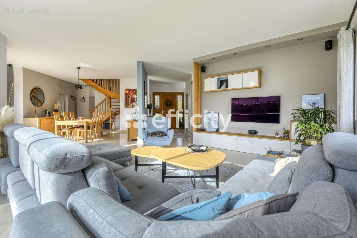 Maison 255 m² à Carquefou  - photo 5