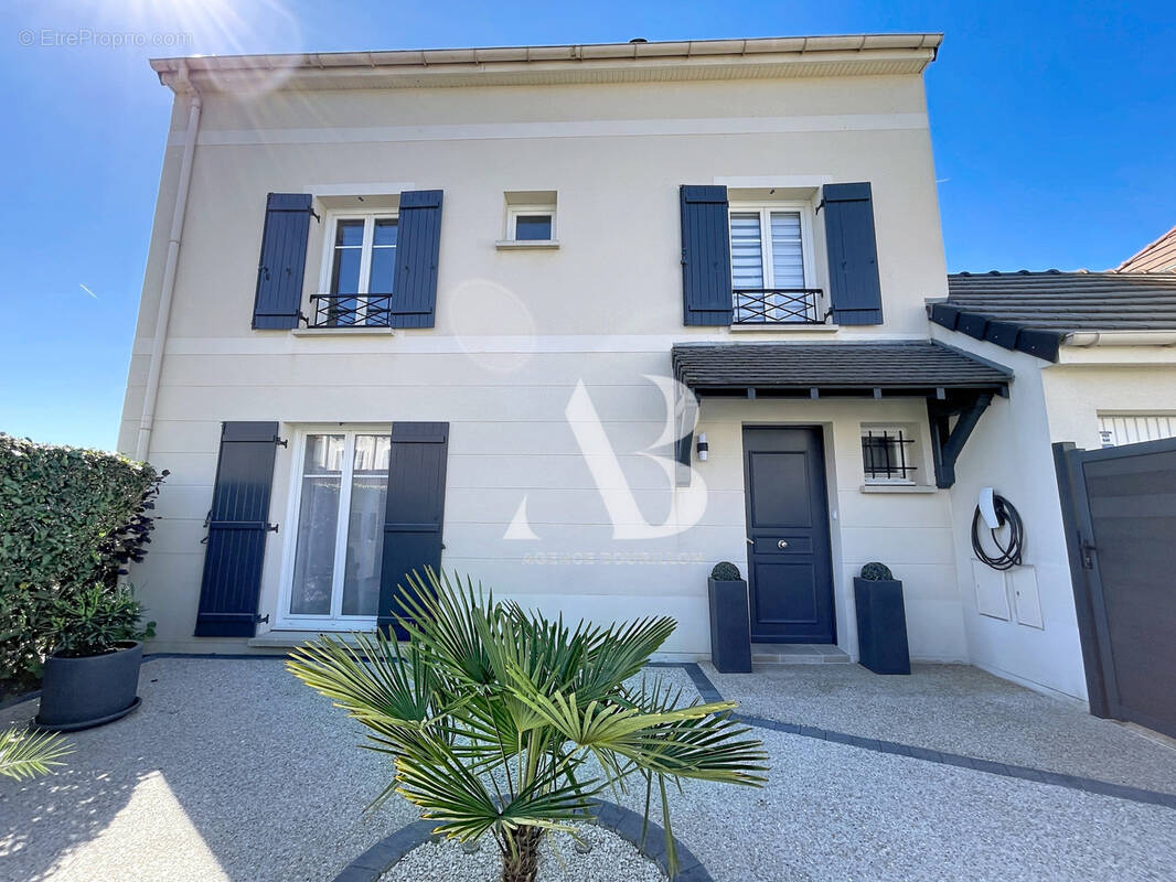 Maison à NANGIS