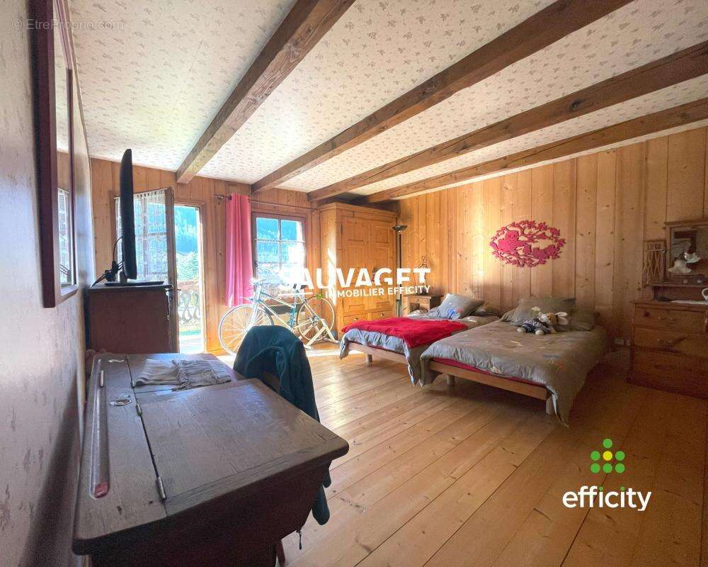 Maison à LE PETIT-BORNAND-LES-GLIERES