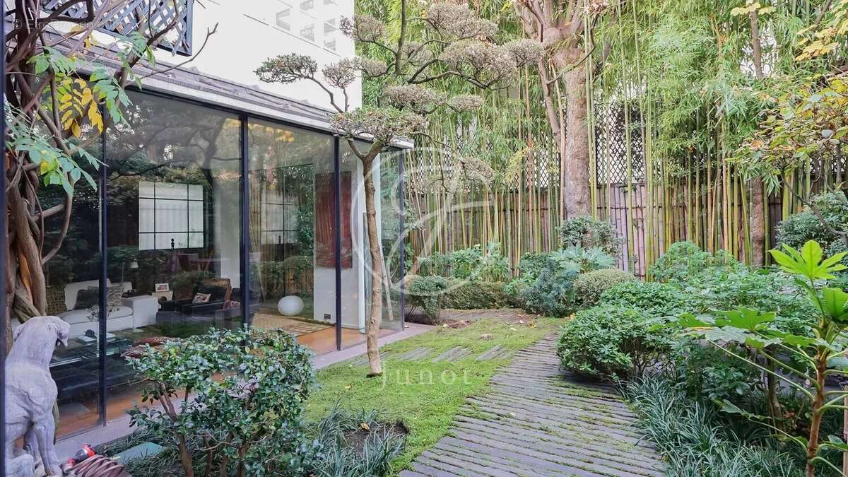 Maison à NEUILLY-SUR-SEINE