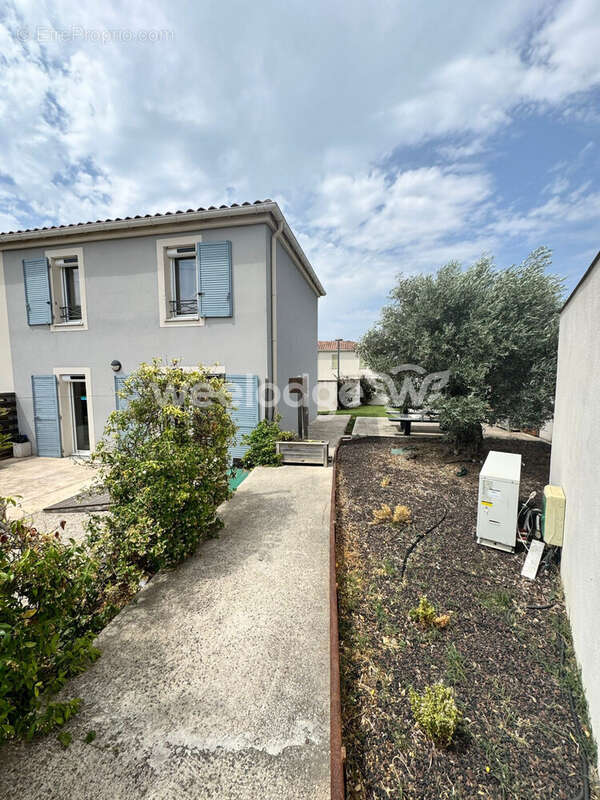 Maison à CHATEAUNEUF-LES-MARTIGUES