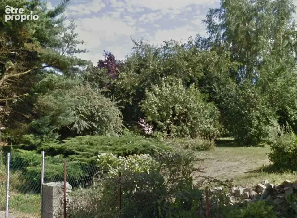 Terrain à USSY-SUR-MARNE