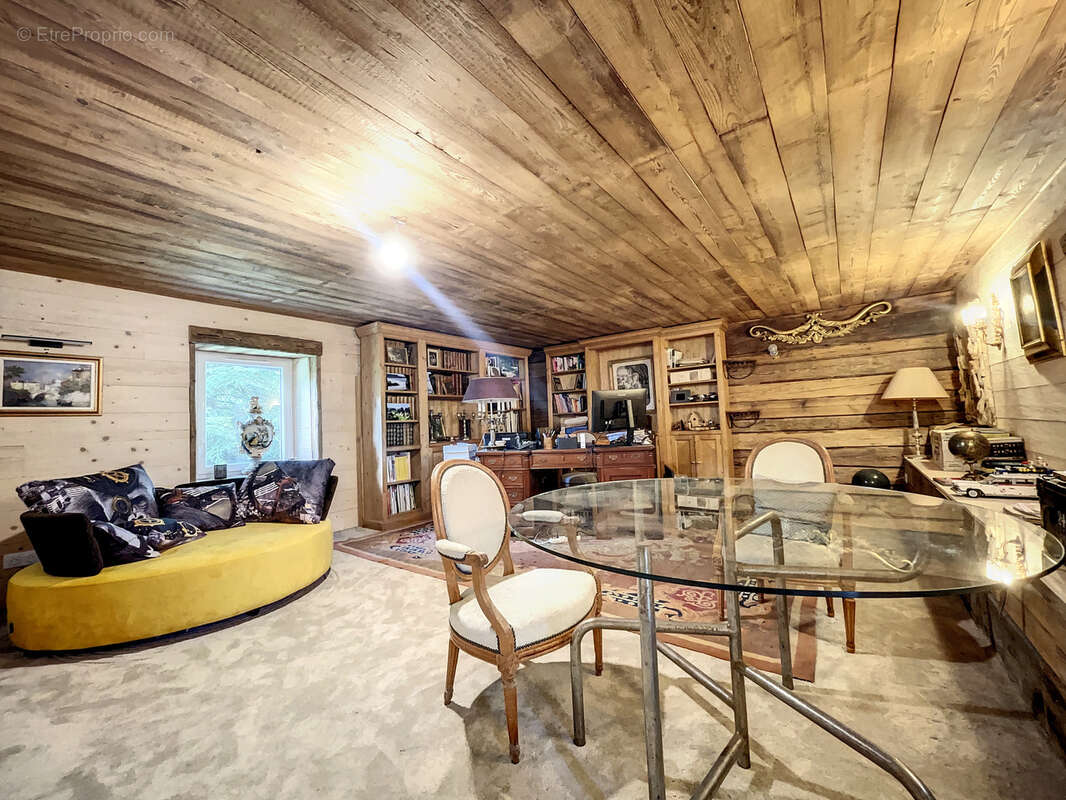 Maison à AIGUEBELETTE-LE-LAC