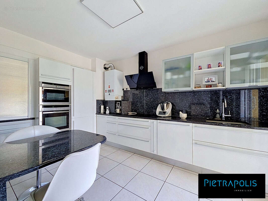 Appartement 113 m² à Vourles  - photo 6