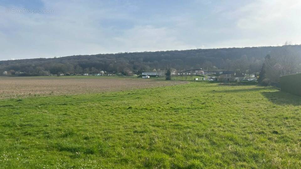 Terrain à SAINT-PIERRE-LES-ELBEUF