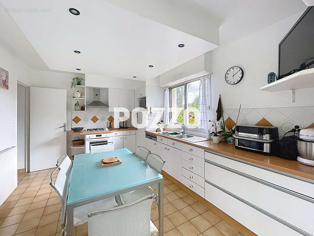 Maison Ifs 8 pièce(s) 150m2 - photo 8