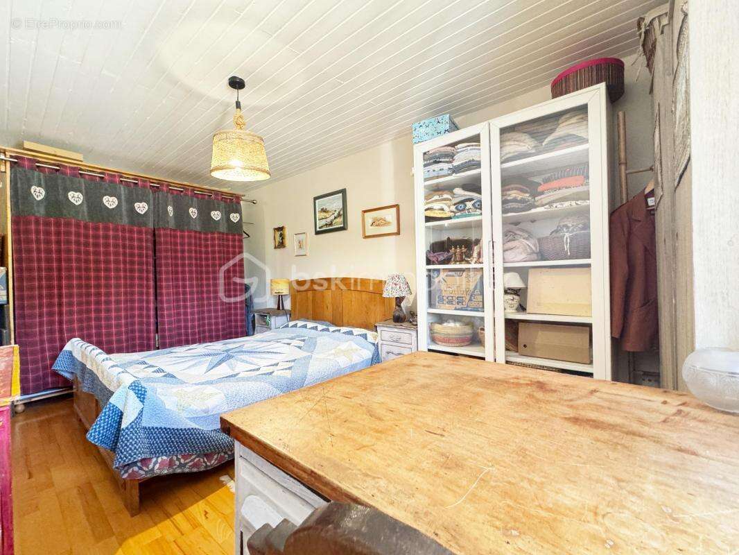 Appartement à POISAT