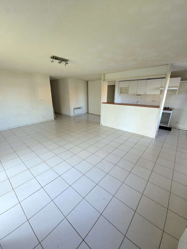 Appartement à FONBEAUZARD