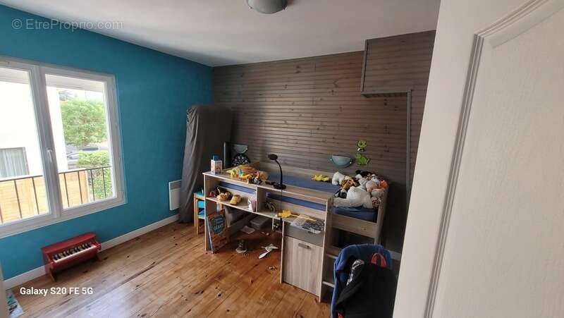 Richelieu - A Vendre maison de 90 m² habitables - 3 chambres et vaste séjour - photo 8