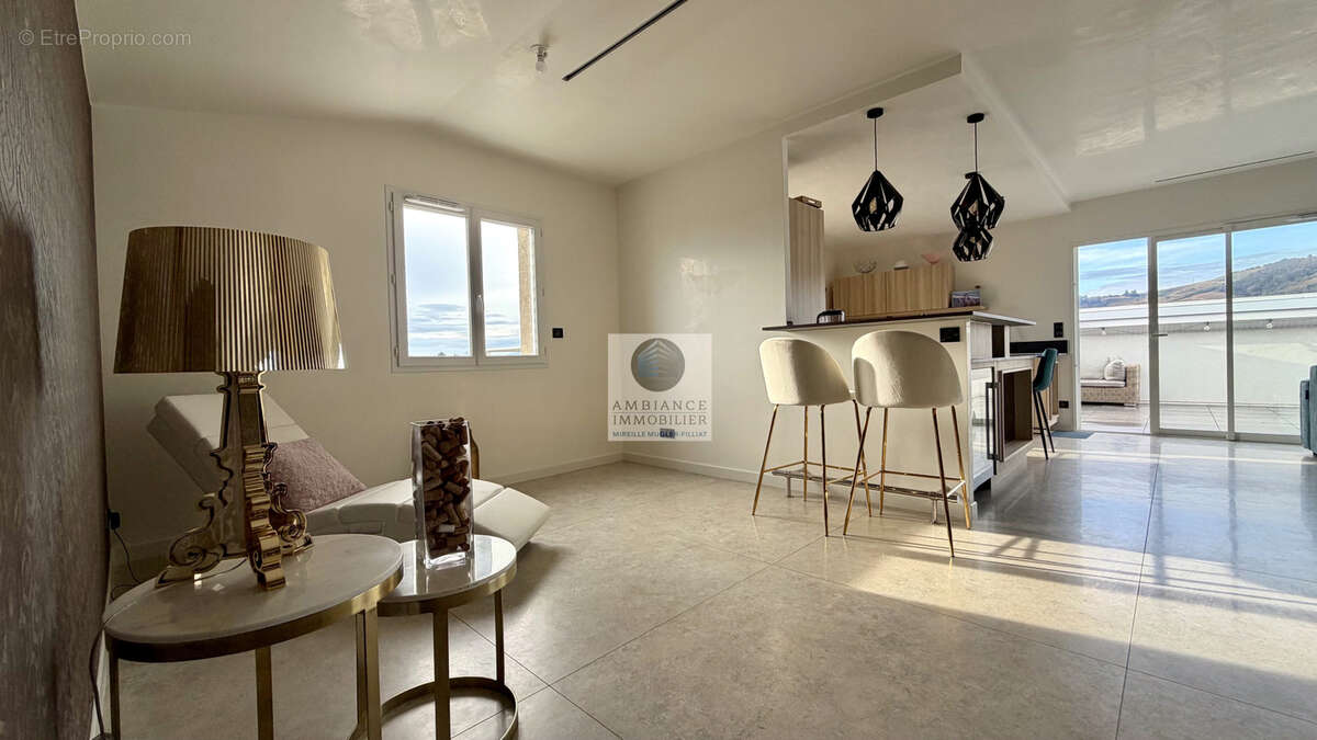 Appartement à TOURNON-SUR-RHONE