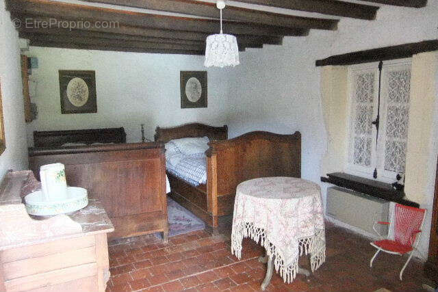 Maison à BRINON-SUR-BEUVRON