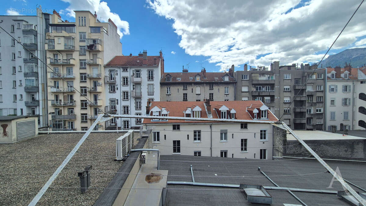 Appartement Grenoble 2 pièce(s) 65.27 m2 - photo 4